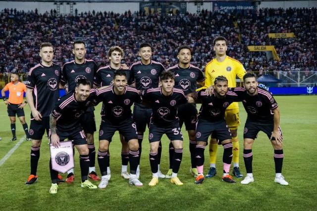 1706665670923059317.jpg messi-suarez-busquets-si-alba-la-primul-meci-impreuna-pentru-inter-miami-ocazia-mare-creata-de-fostele_1.jpg