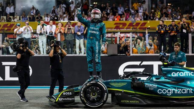 1668963573450085150.jpg Sebastian-Vettel-waves-goodbye-planetF1.jpg